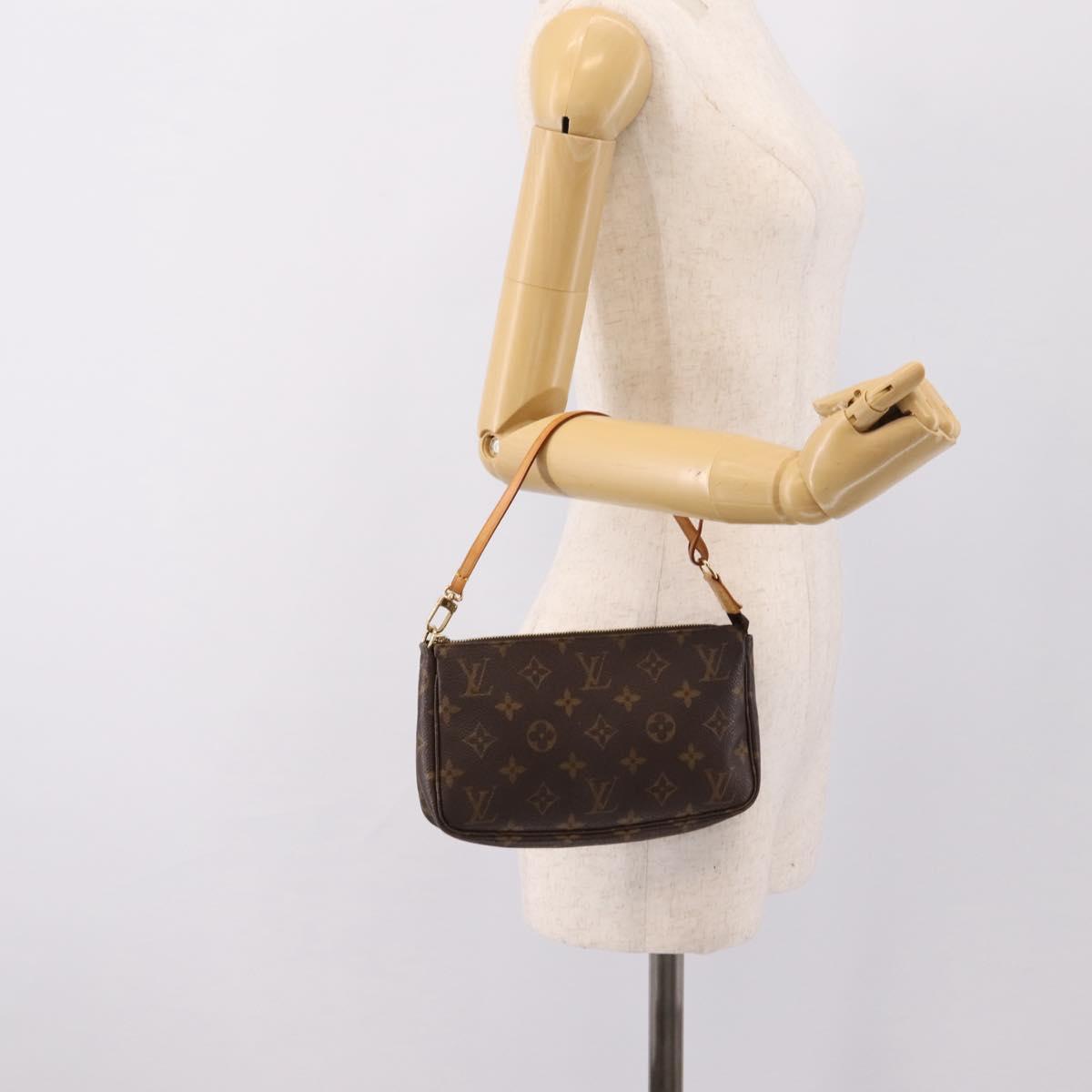 LOUIS VUITTON Monogram Pochette Accessoires Pouch M51980 LV Auth ka5762V