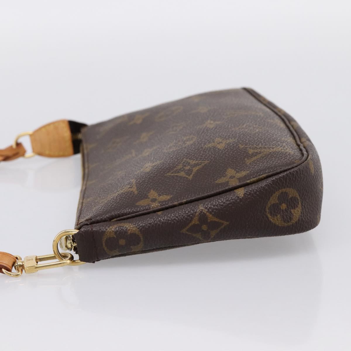 LOUIS VUITTON Monogram Pochette Accessoires Pouch M51980 LV Auth ka5762V