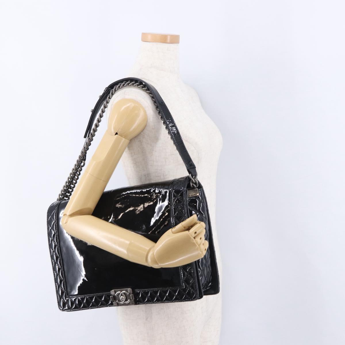 CHANEL Matelasse Boy Chanel Chain Bag Patent leather Black CC Auth ka5793V