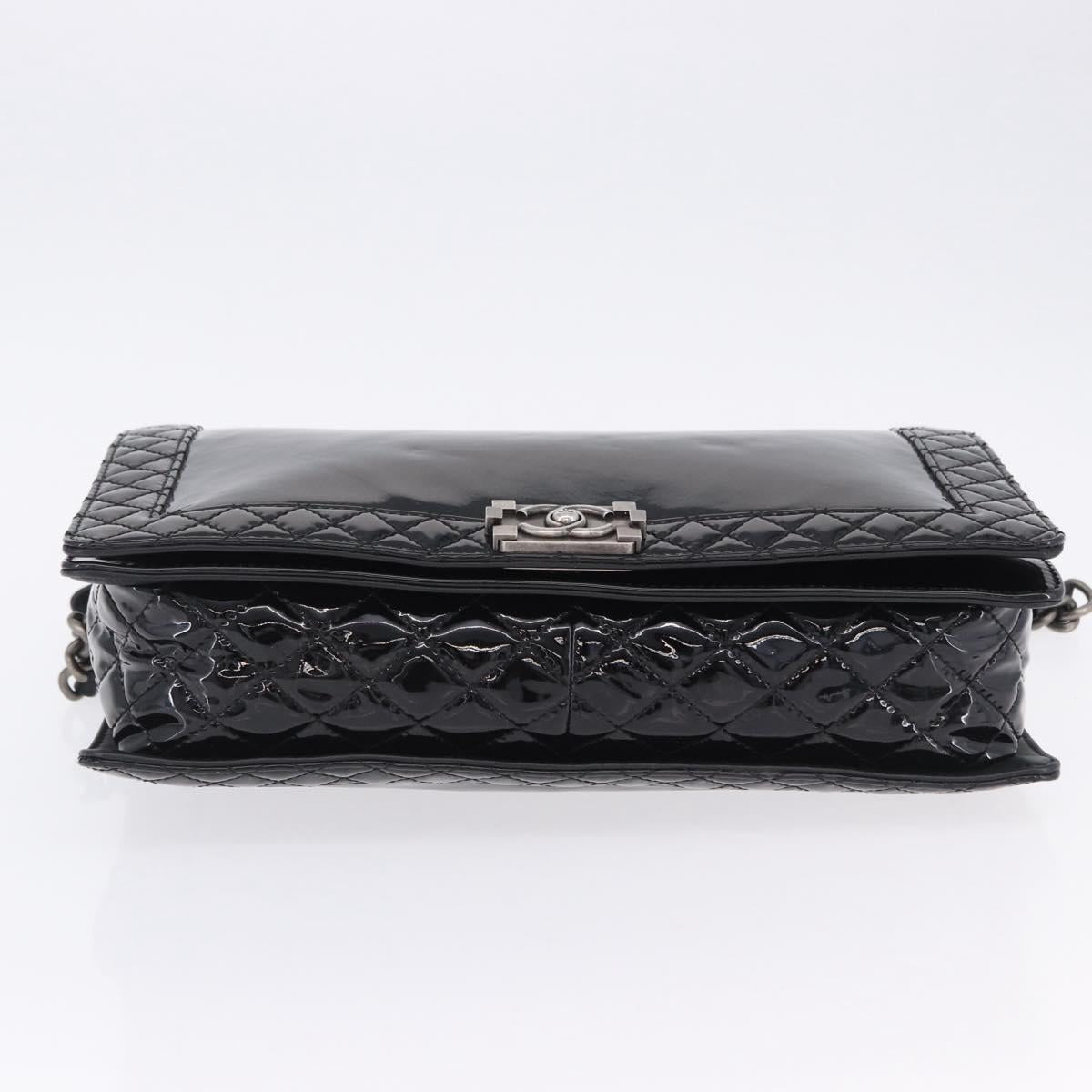 CHANEL Matelasse Boy Chanel Chain Bag Patent leather Black CC Auth ka5793V