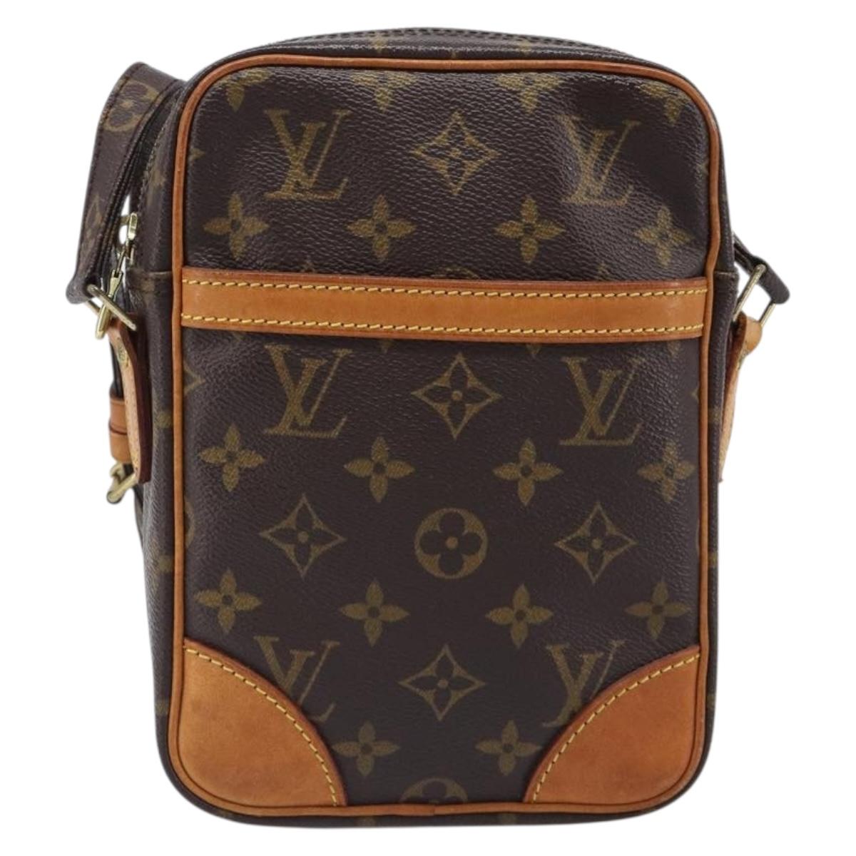 LOUIS VUITTON Monogram DanubeGM Shoulder Bag M45262 LV Auth ka5950A