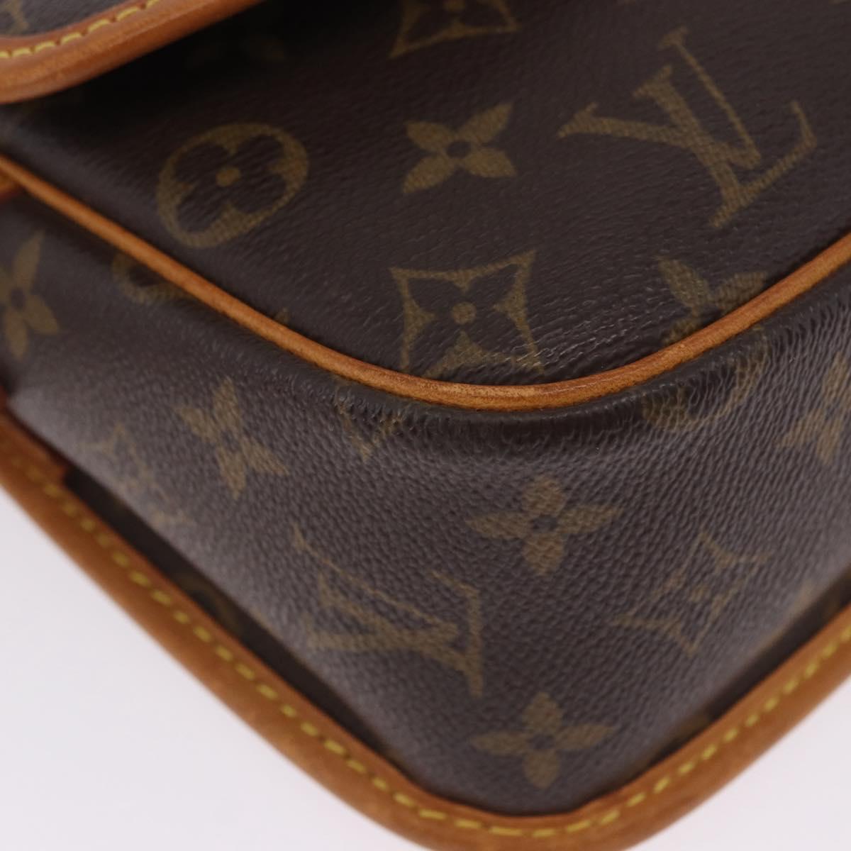 LOUIS VUITTON Monogram Sologne Shoulder Bag M42250 LV Auth ka5982V