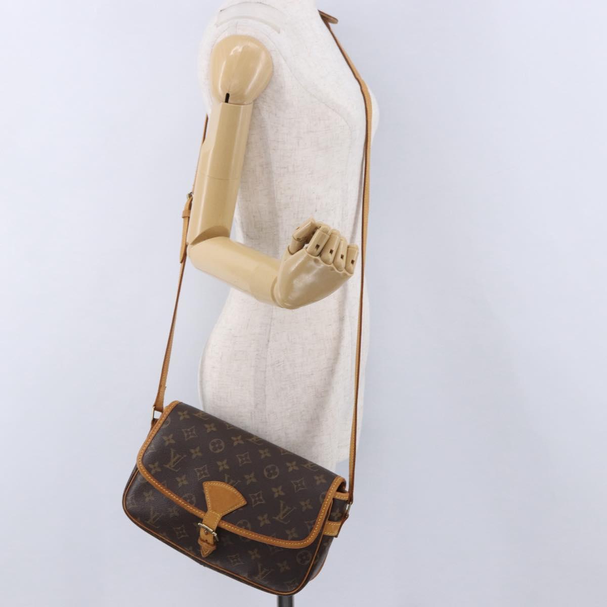 LOUIS VUITTON Monogram Sologne Shoulder Bag M42250 LV Auth ka5982V