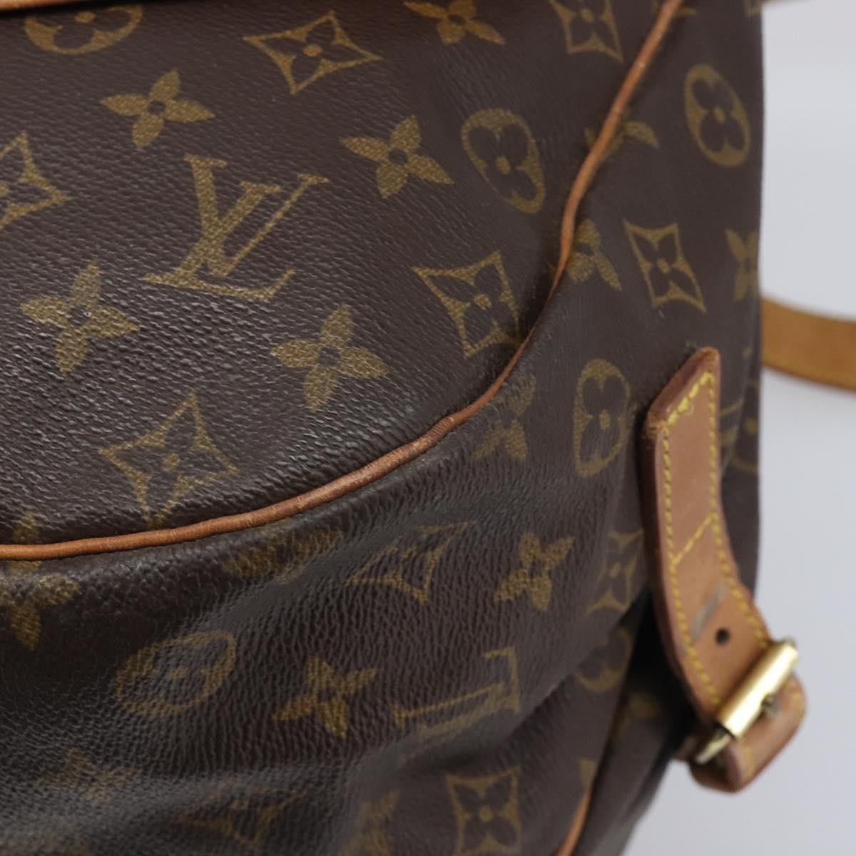 LOUIS VUITTON Monogram Saumur 35 Shoulder Bag M42254 LV Auth ka6011
