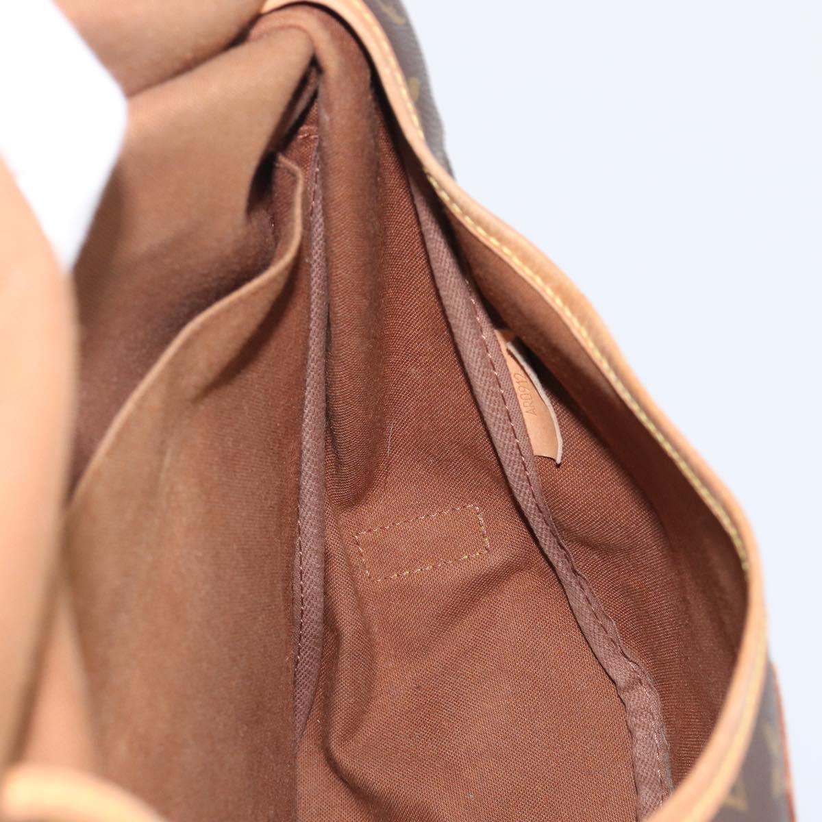 LOUIS VUITTON Monogram Saumur 35 Shoulder Bag M42254 LV Auth ka6011