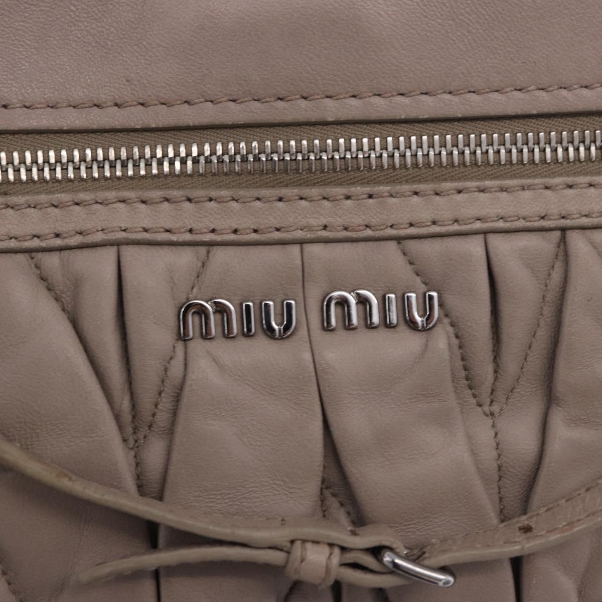 Miu Miu Matelasse Chain Shoulder Bag Leather Beige Silver Auth ka6124M