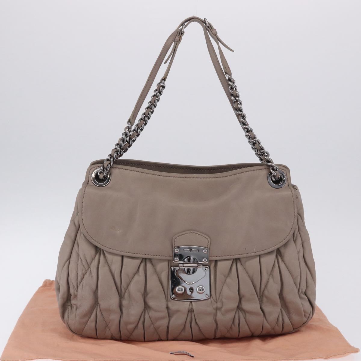 Miu Miu Matelasse Chain Shoulder Bag Leather Beige Silver Auth ka6124M
