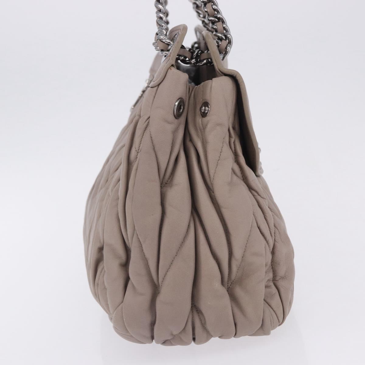 Miu Miu Matelasse Chain Shoulder Bag Leather Beige Silver Auth ka6124M