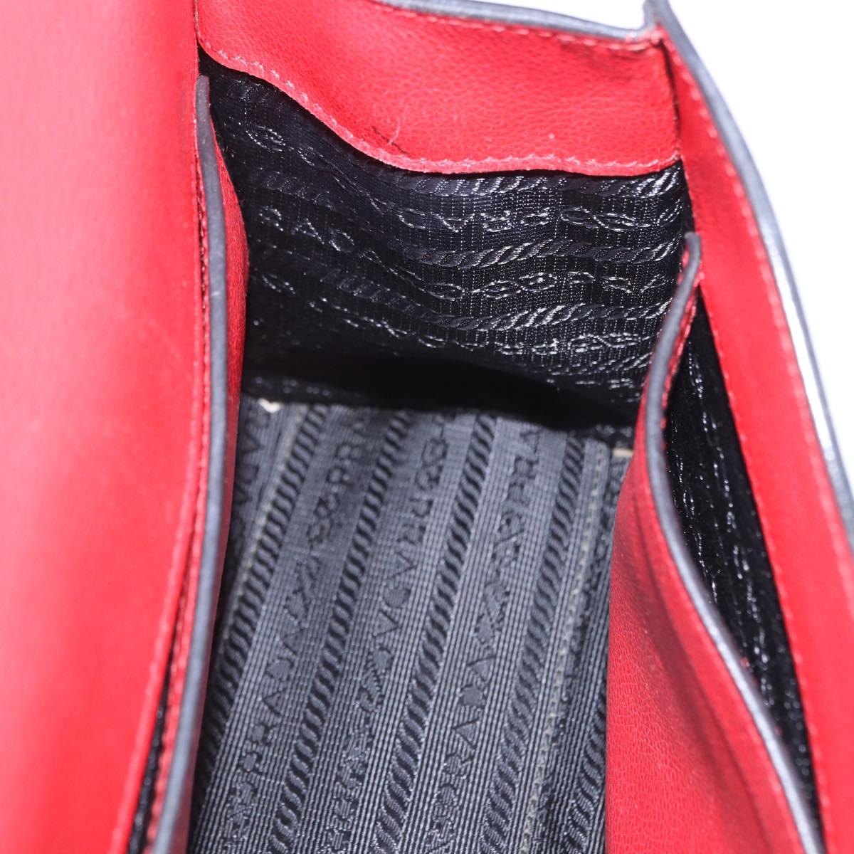 PRADA Chain Shoulder Bag Leather Red Silver Auth ka6268V