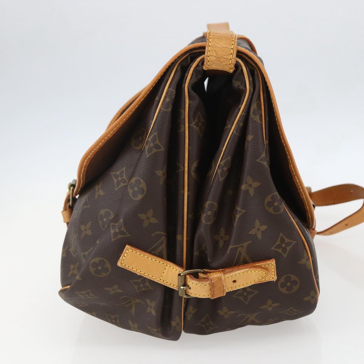 LOUIS VUITTON Monogram Saumur 35 Shoulder Bag M42254 LV Auth ka635
