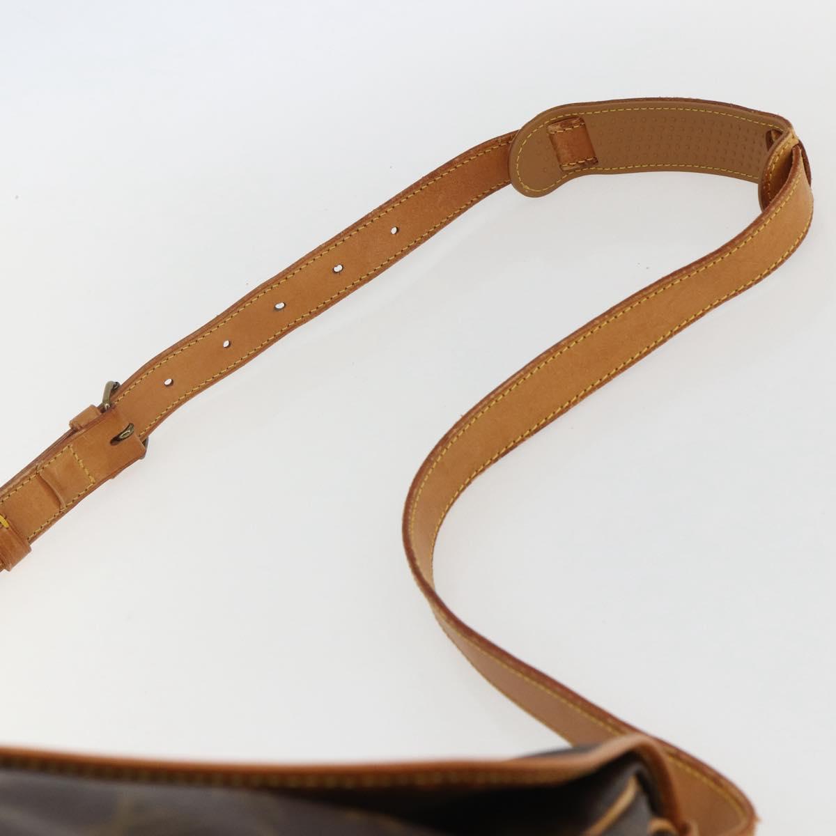 LOUIS VUITTON Monogram Saumur 35 Shoulder Bag M42254 LV Auth ka635