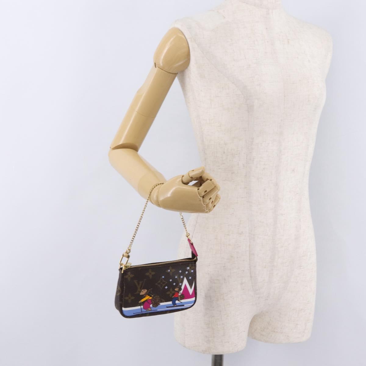 LOUIS VUITTON Ski Bear Mini Pochette Accessoires Pouch M67769 LV Auth ka6379M