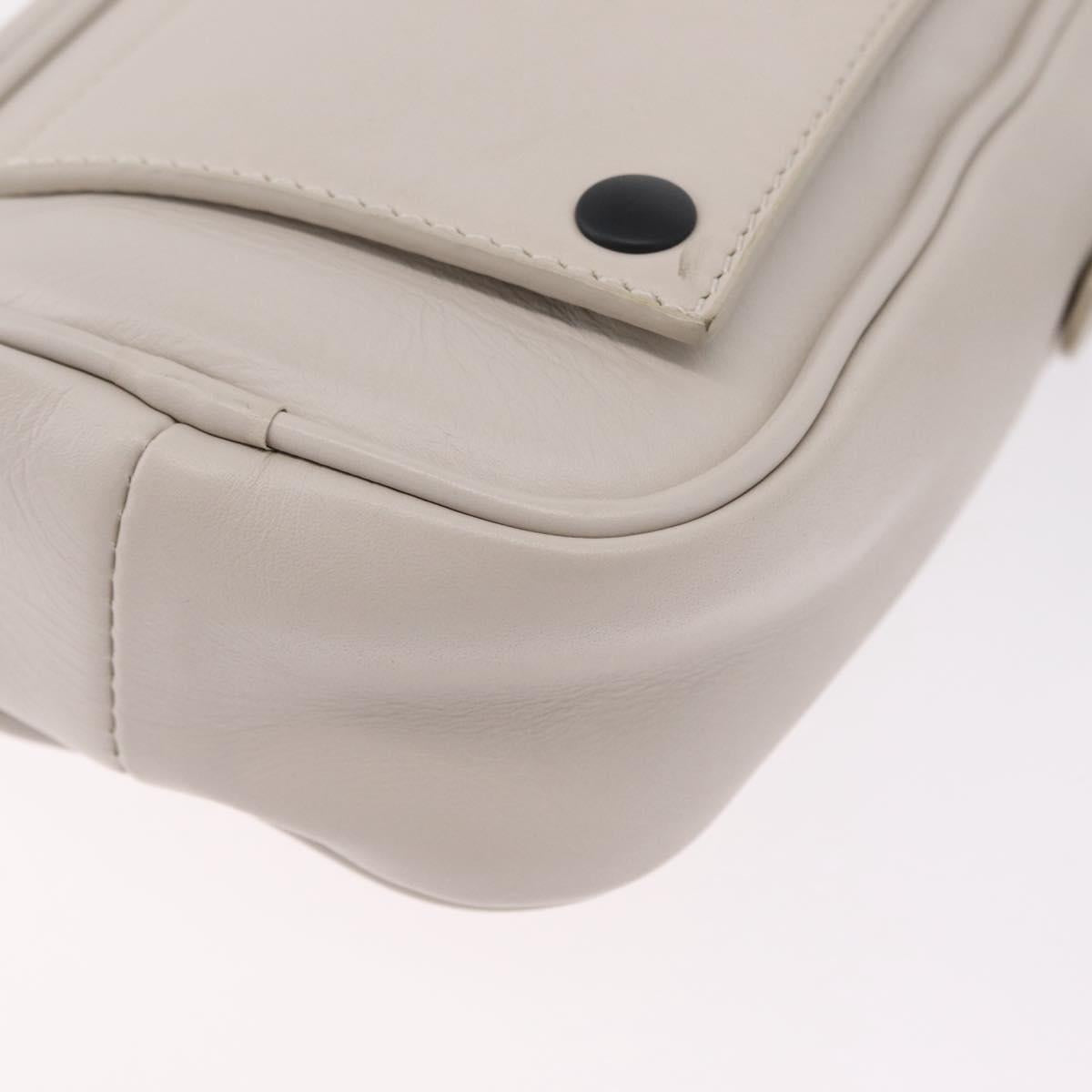 BOTTEGA VENETA Leggero Shoulder Pouch Leather White Auth ka6402