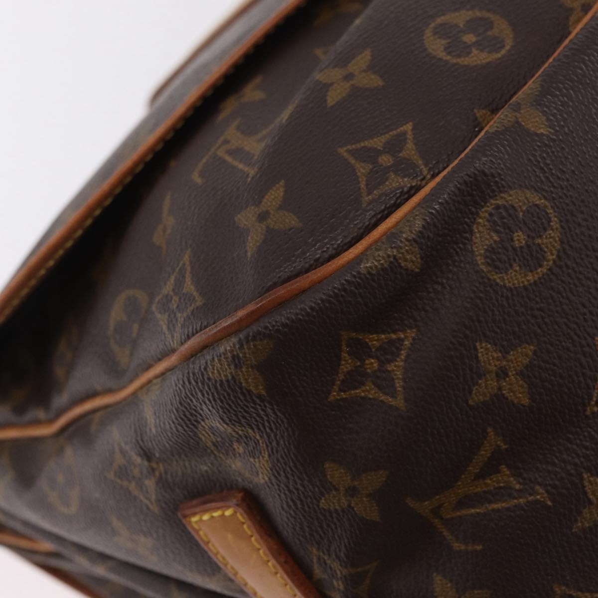 LOUIS VUITTON Monogram Saumur 35 Shoulder Bag M42254 LV Auth ka6403