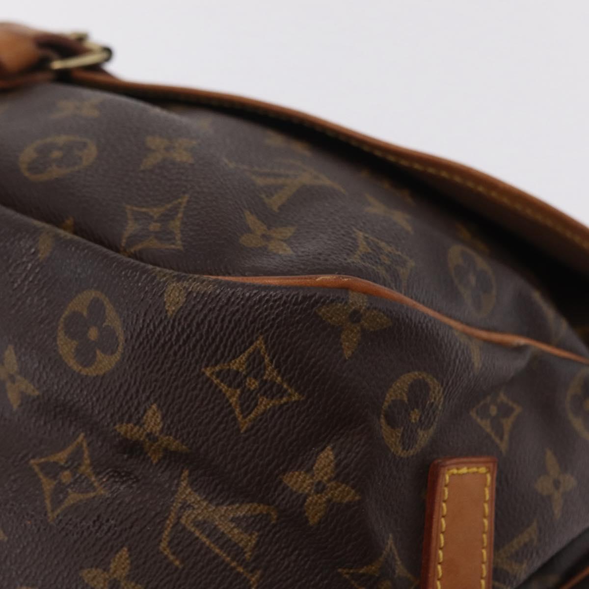 LOUIS VUITTON Monogram Saumur 35 Shoulder Bag M42254 LV Auth ka6403
