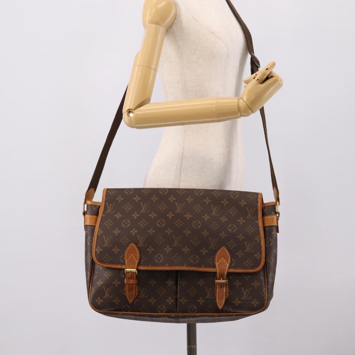LOUIS VUITTON Monogram Gibeciere GM Shoulder Bag M42246 LV Auth ka6404