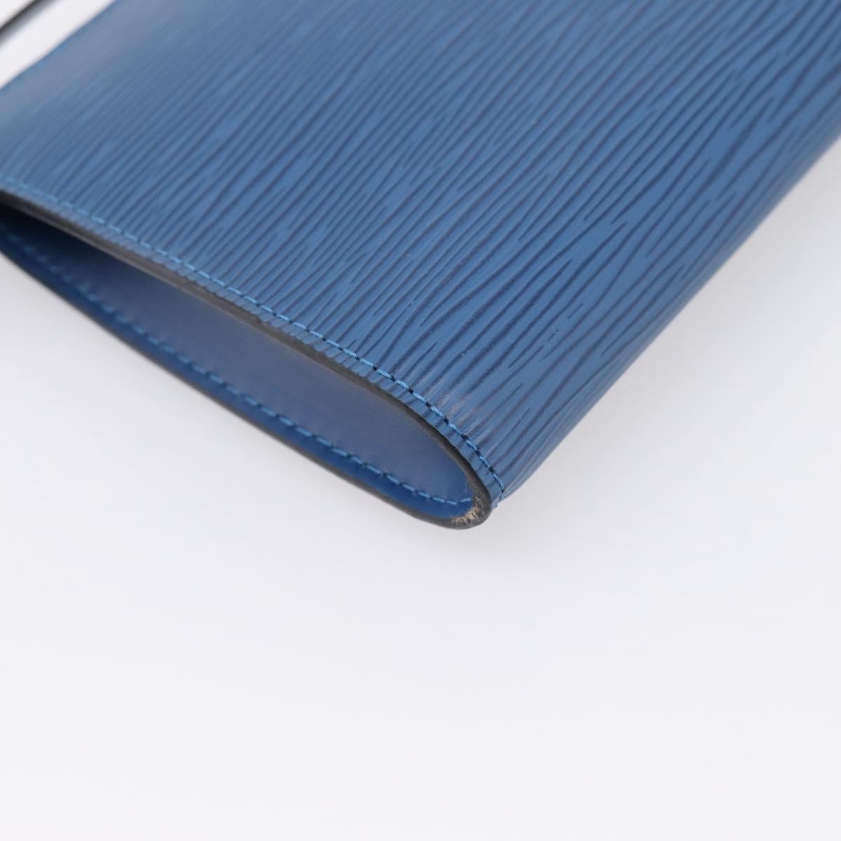 LOUIS VUITTON Epi Pochette Accessoires Accessory Pouch Blue M52985 Auth ka6445A