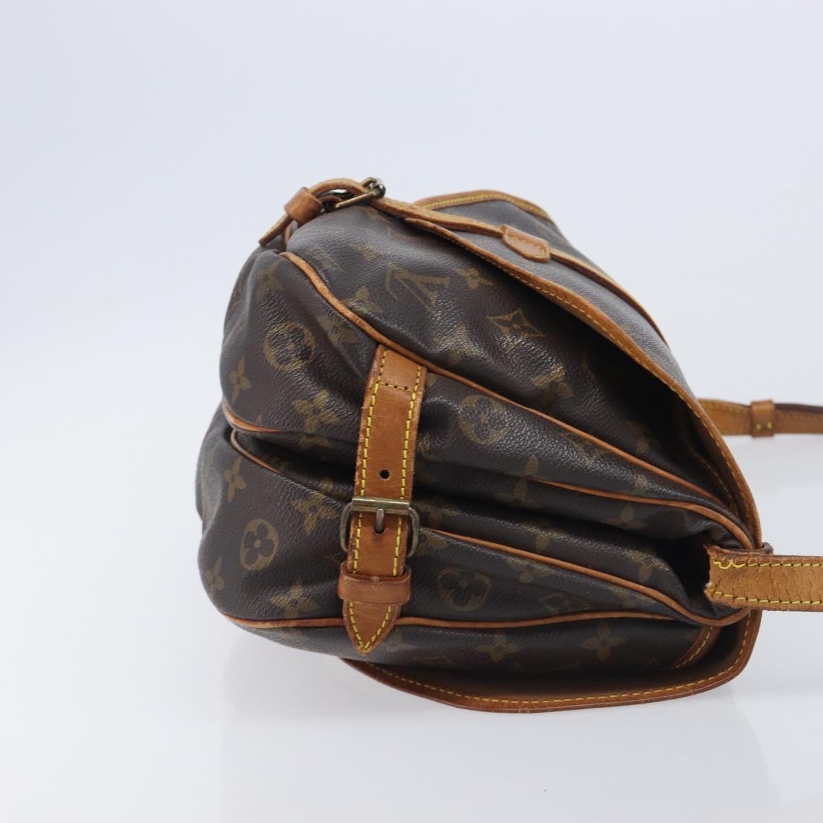 LOUIS VUITTON Monogram Saumur 30 Shoulder Bag M42256 LV Auth ka6514