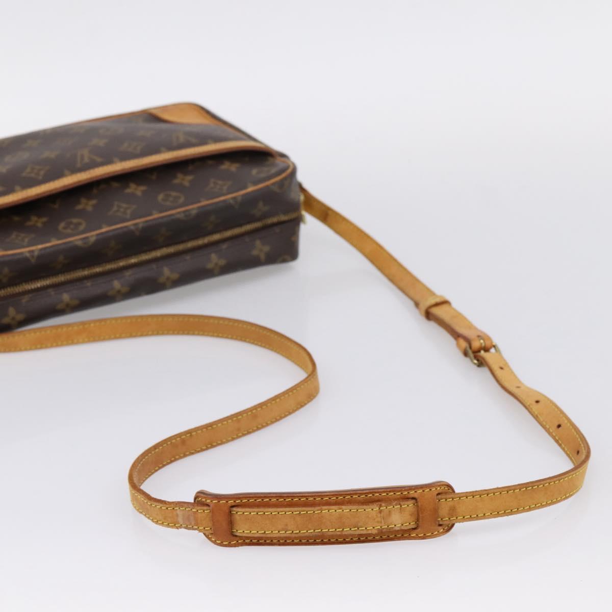 LOUIS VUITTON Monogram Trocadero 30 Shoulder Bag M51272 LV Auth ka6719