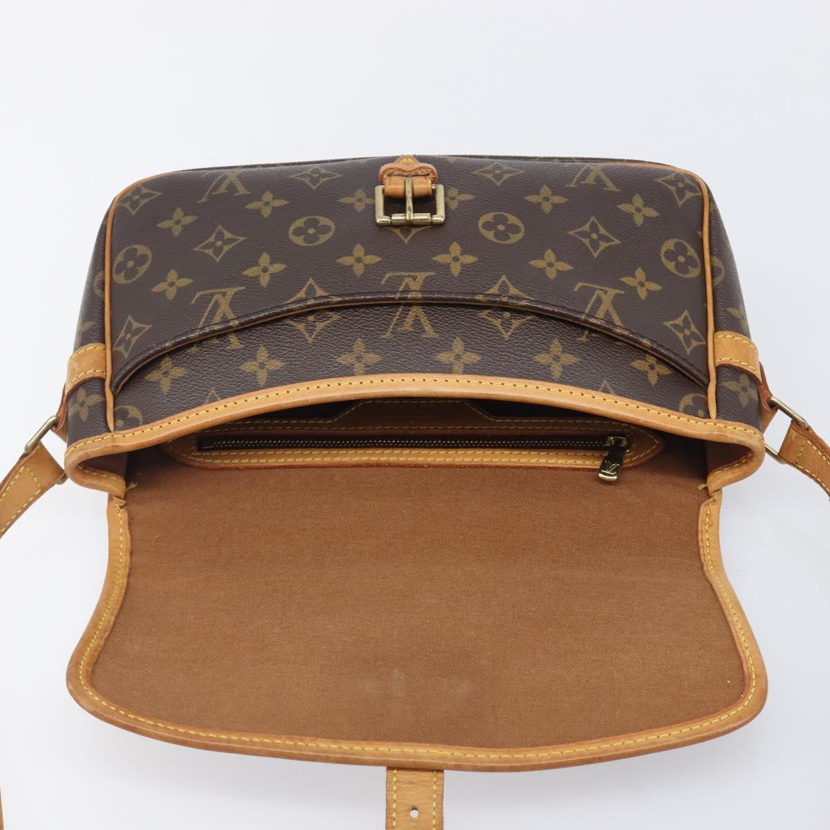 LOUIS VUITTON Monogram Sologne Shoulder Bag M42250 LV Auth ka6745A