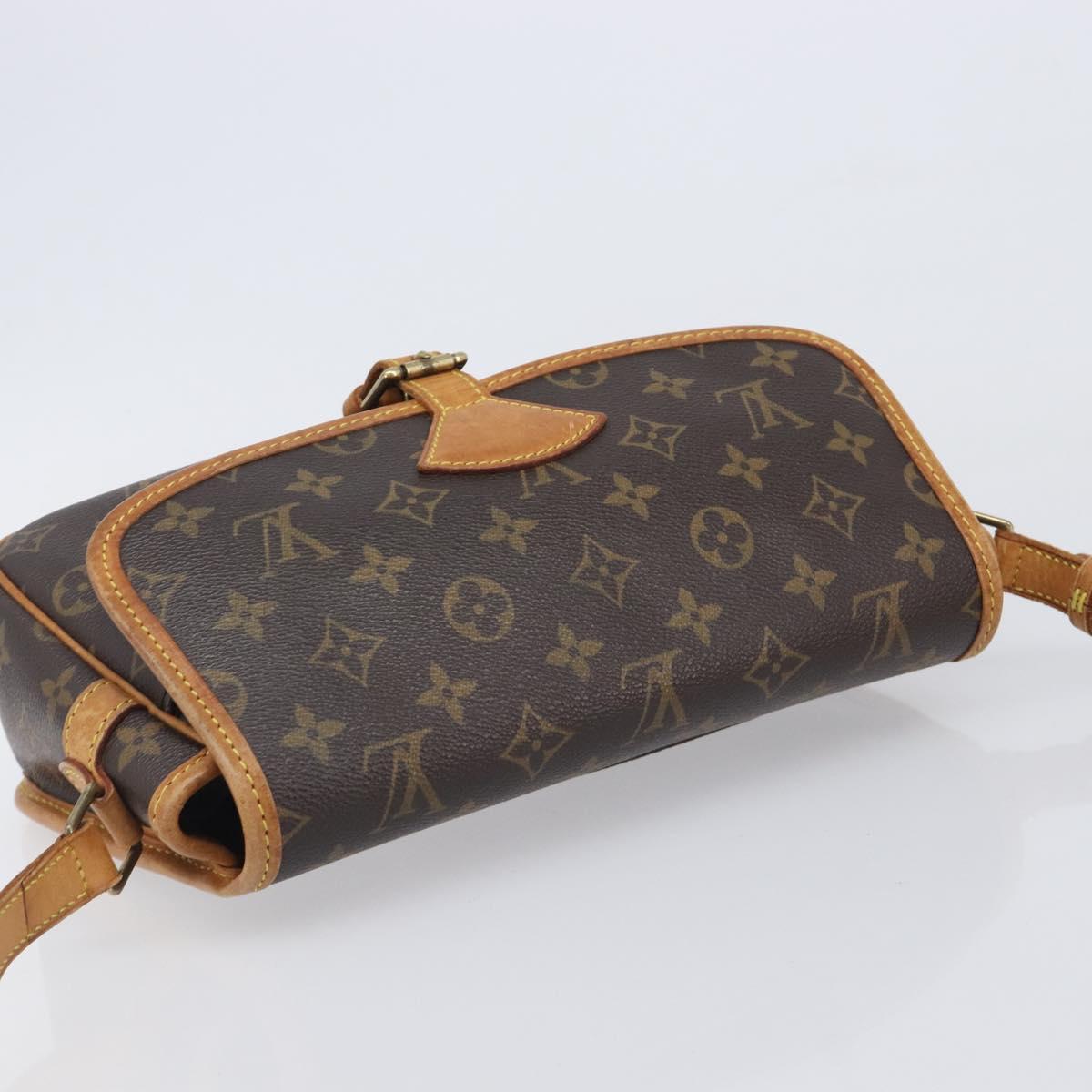 LOUIS VUITTON Monogram Sologne Shoulder Bag M42250 LV Auth ka6745A