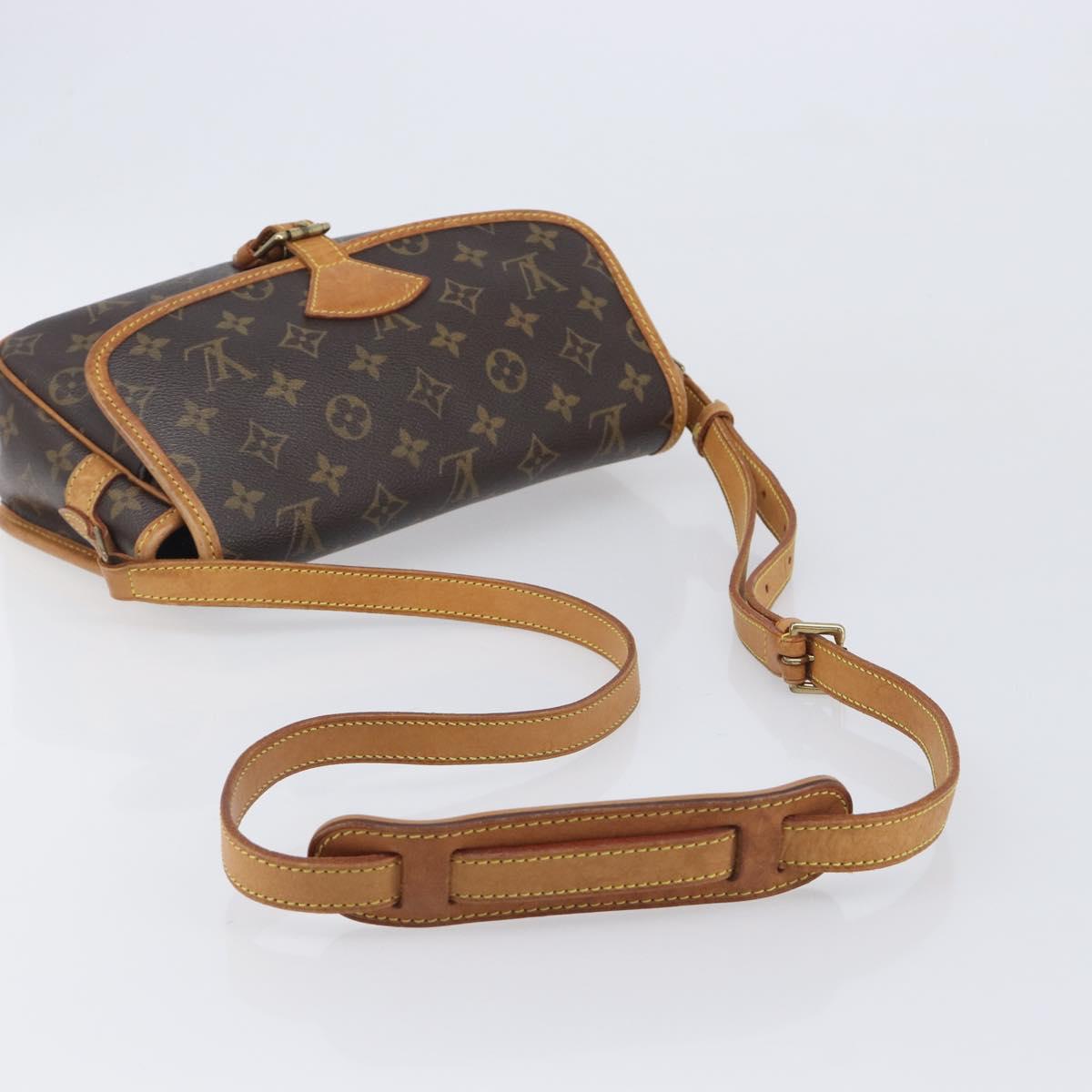 LOUIS VUITTON Monogram Sologne Shoulder Bag M42250 LV Auth ka6745A