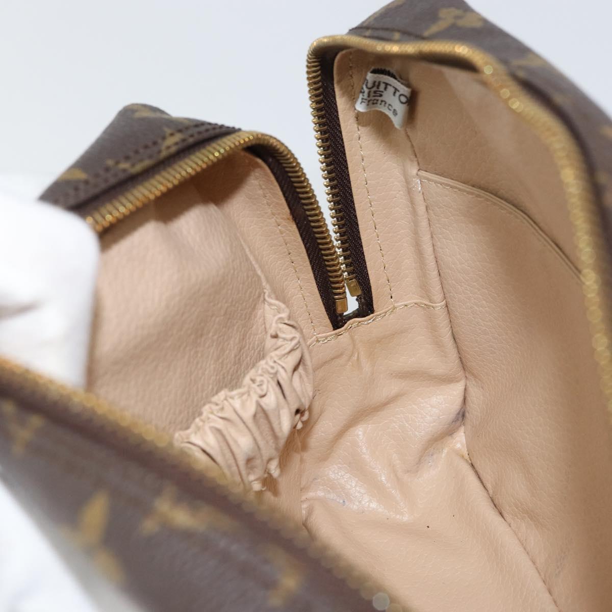 LOUIS VUITTON Monogram Trousse Toilette 23 Clutch Bag M47524 LV Auth ka684