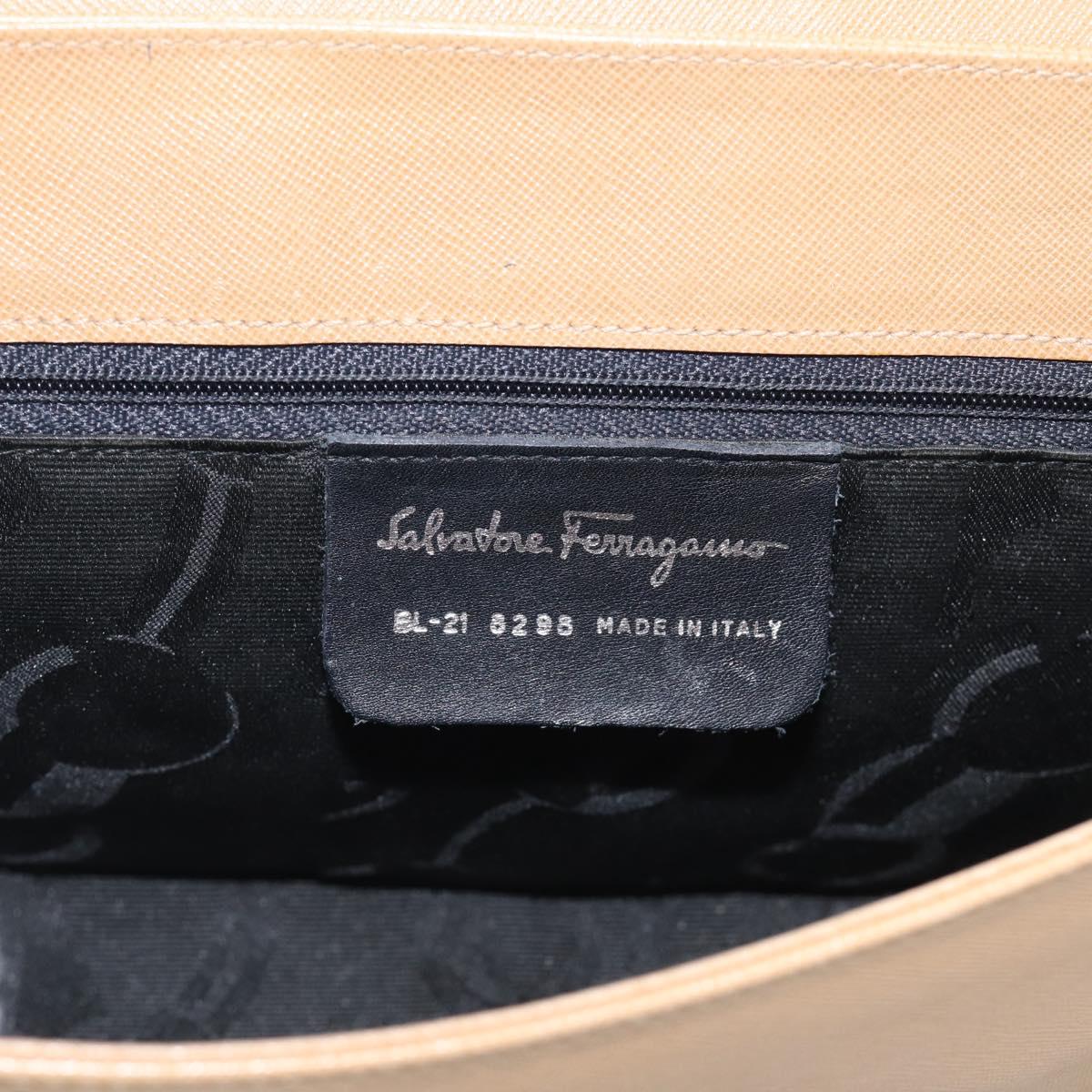 Salvatore Ferragamo Shoulder Bag Leather Beige Silver Auth ka6906