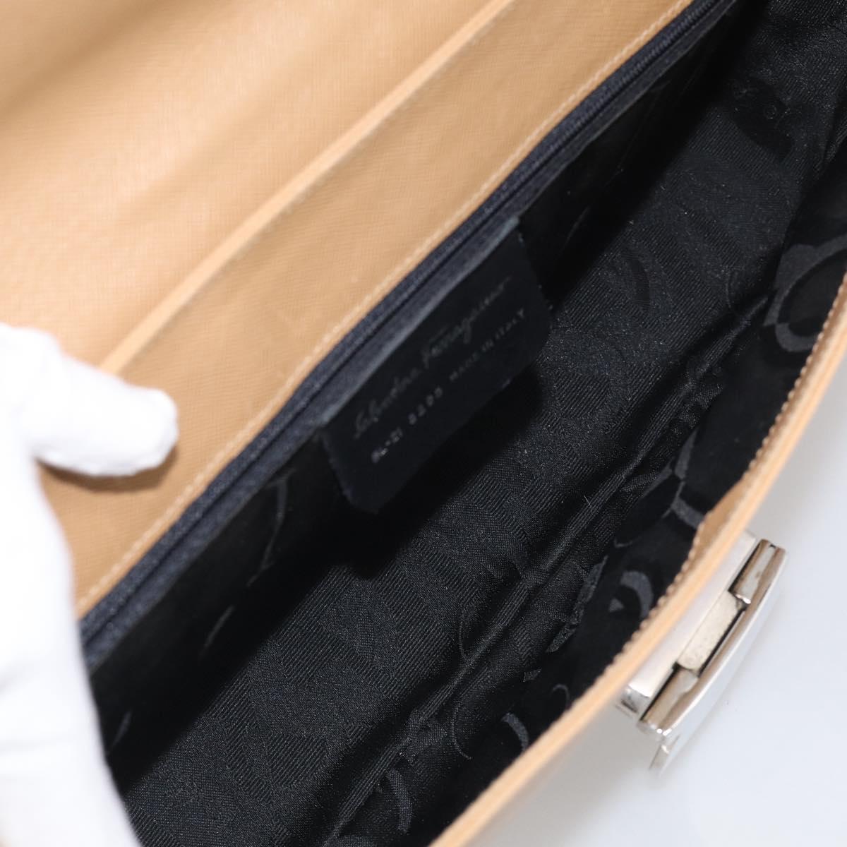 Salvatore Ferragamo Shoulder Bag Leather Beige Silver Auth ka6906