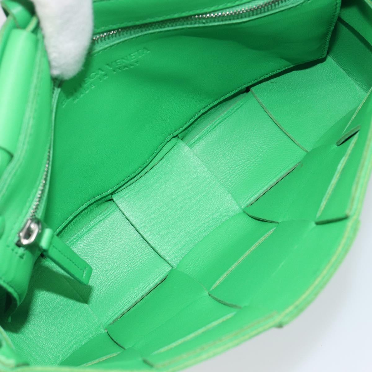 Bottega Veneta MAXI INTRECCIATO Cassette Bag Leather Green Silver Auth ka6923V