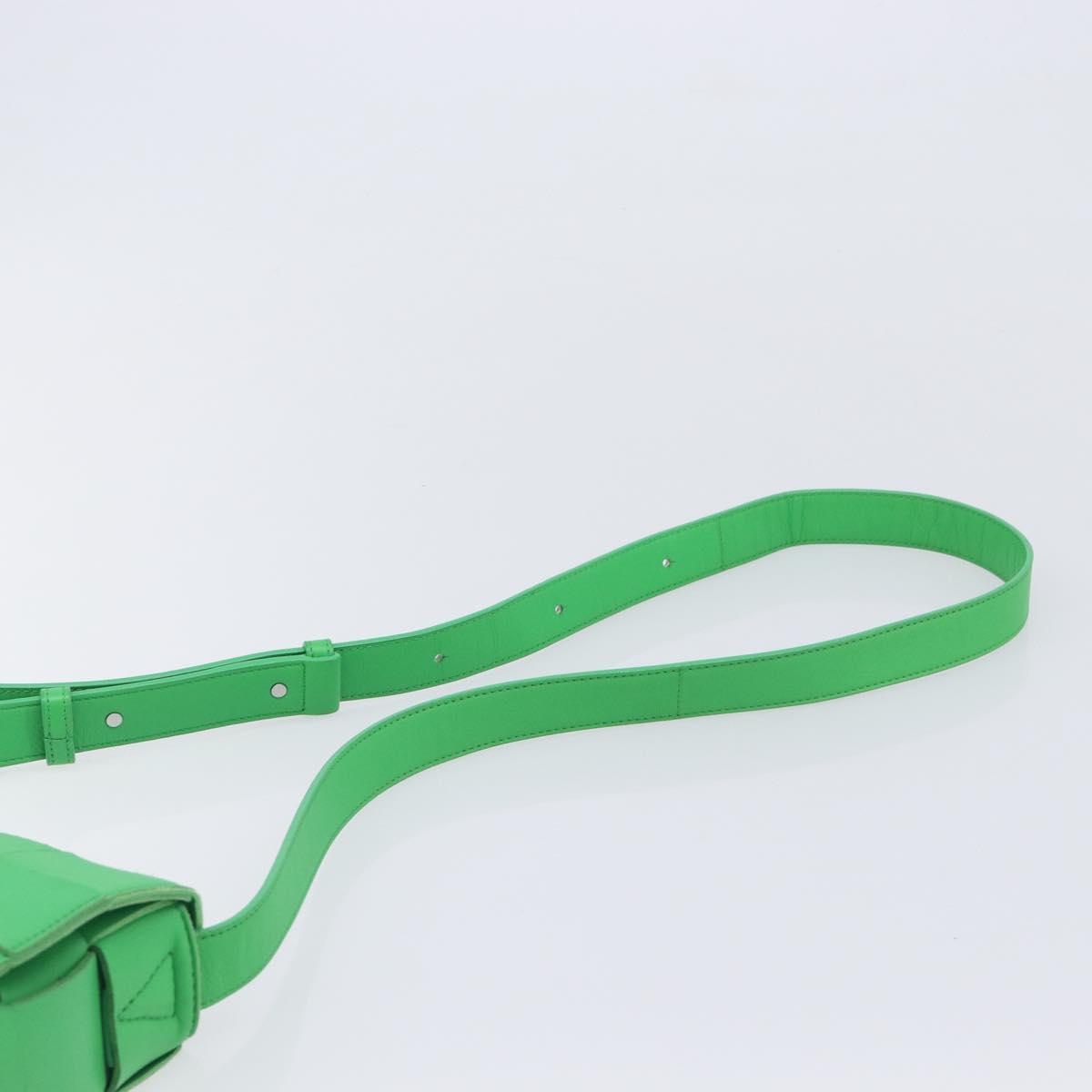 Bottega Veneta MAXI INTRECCIATO Cassette Bag Leather Green Silver Auth ka6923V