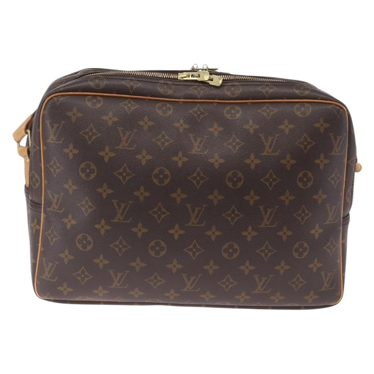 LOUIS VUITTON Monogram Reporter GM Shoulder Bag M45252 LV Auth ka6933