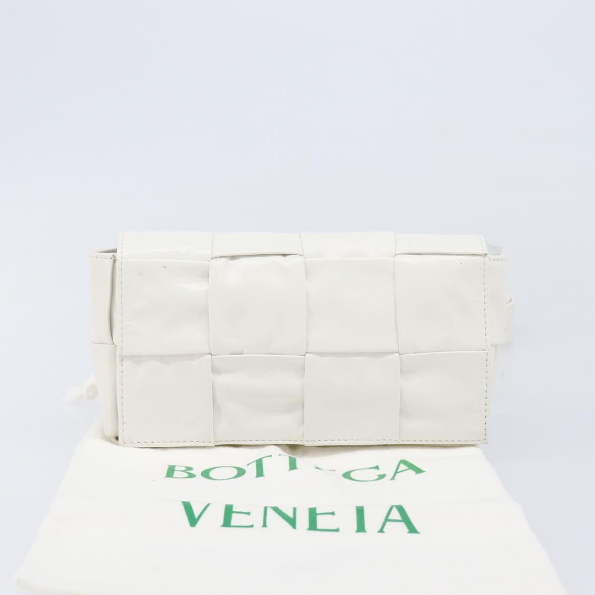 Bottega Veneta MAXI INTRECCIATO Cassette Waist Bag Leather White Auth ka6946V