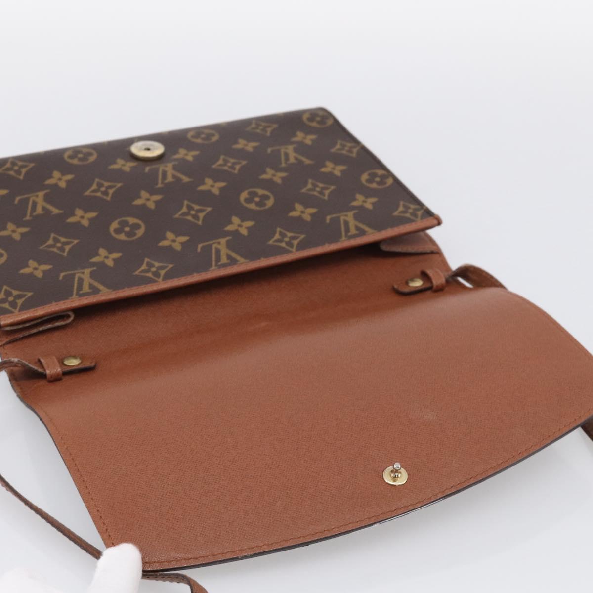 LOUIS VUITTON Monogram Bordeaux 27 Shoulder Bag M51797 LV Auth ka7001