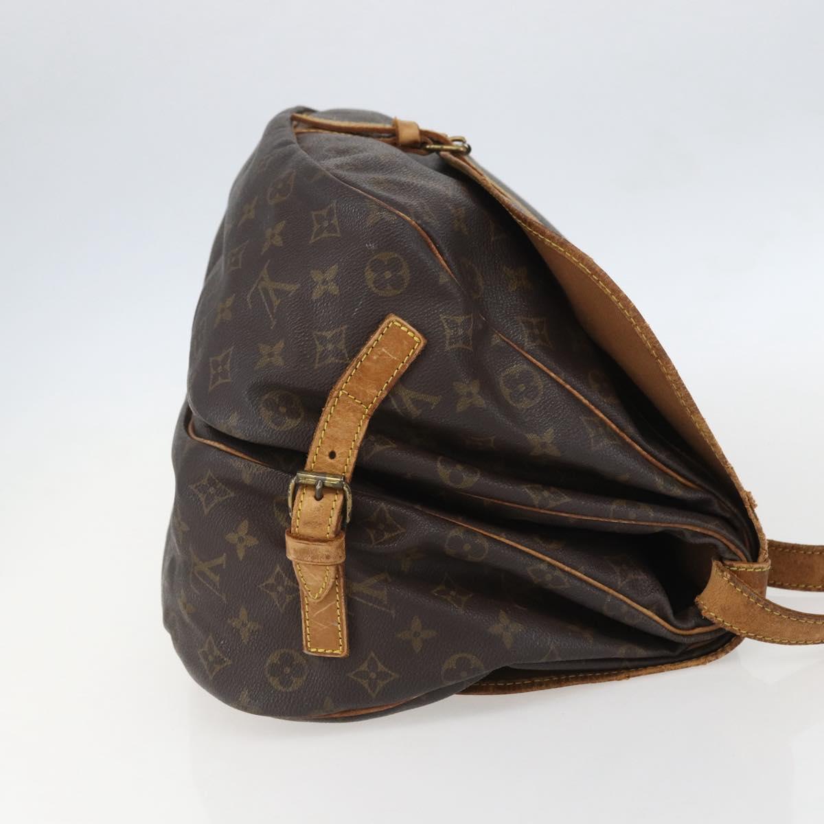 LOUIS VUITTON Monogram Saumur 35 Shoulder Bag M42254 LV Auth ka706