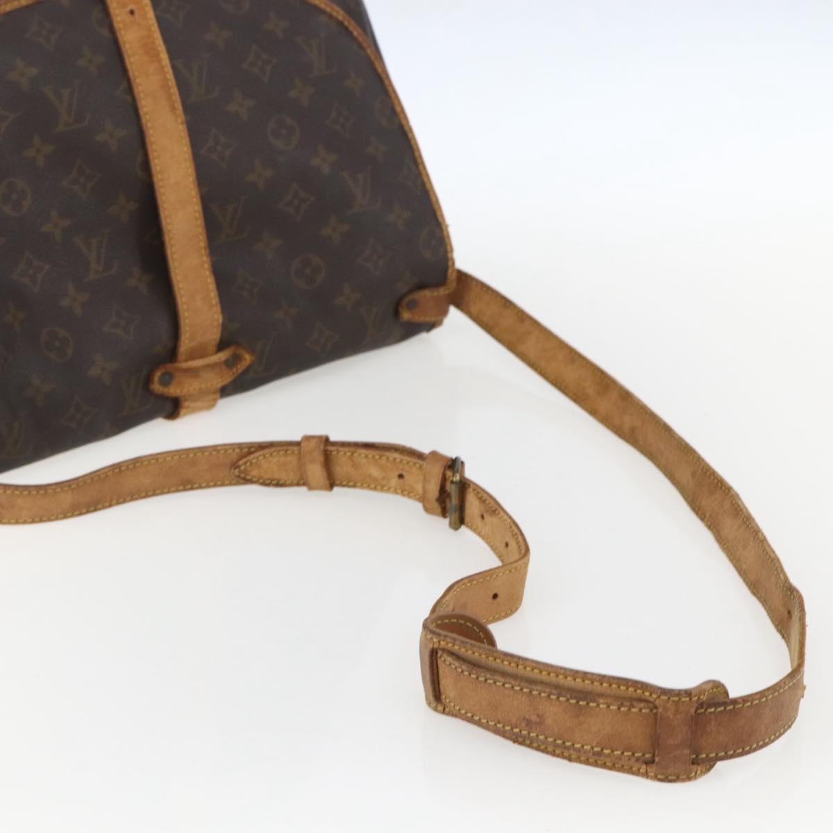 LOUIS VUITTON Monogram Saumur 35 Shoulder Bag M42254 LV Auth ka706