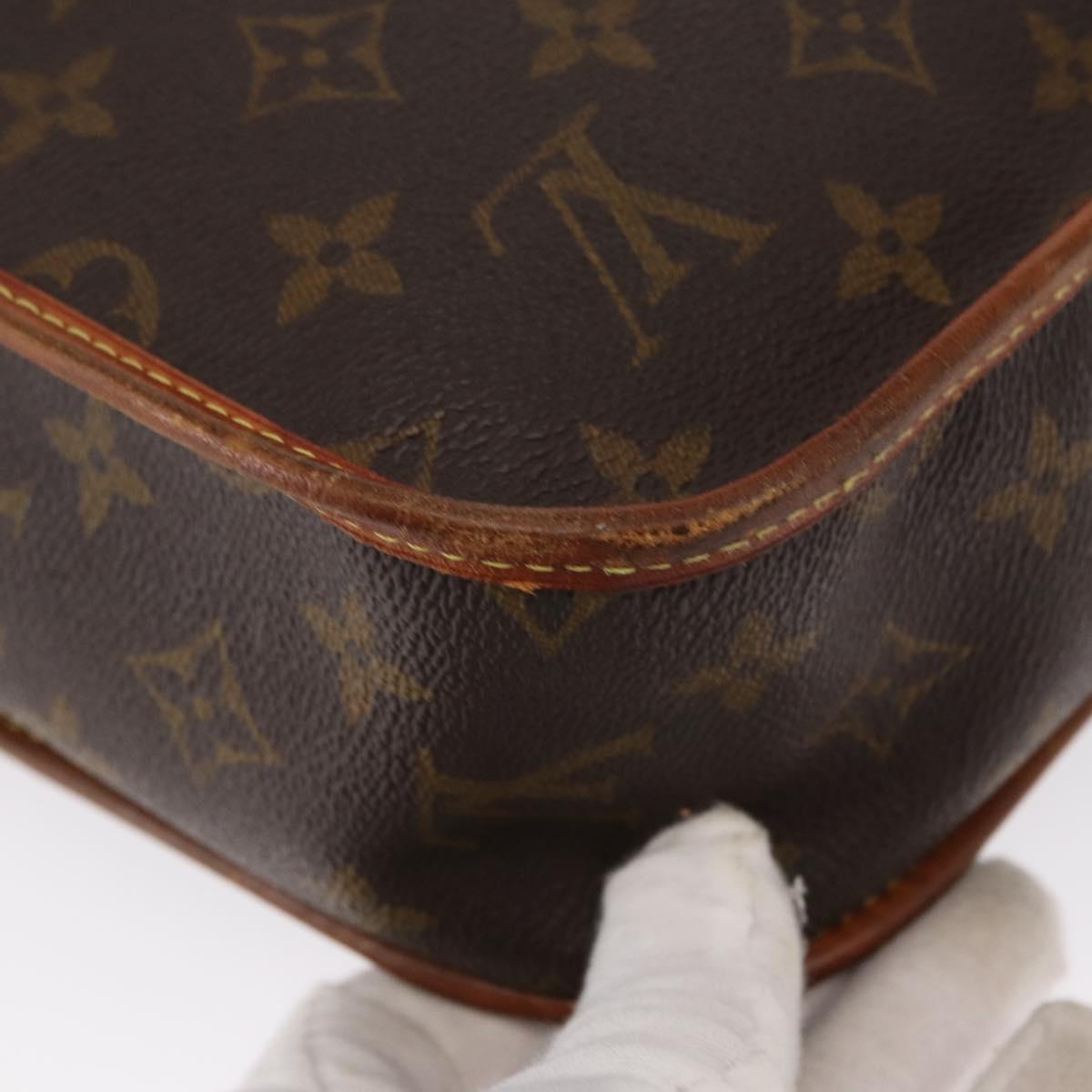LOUIS VUITTON Monogram Messenger Bosphore PM Shoulder Bag M40106 LV Auth ka707
