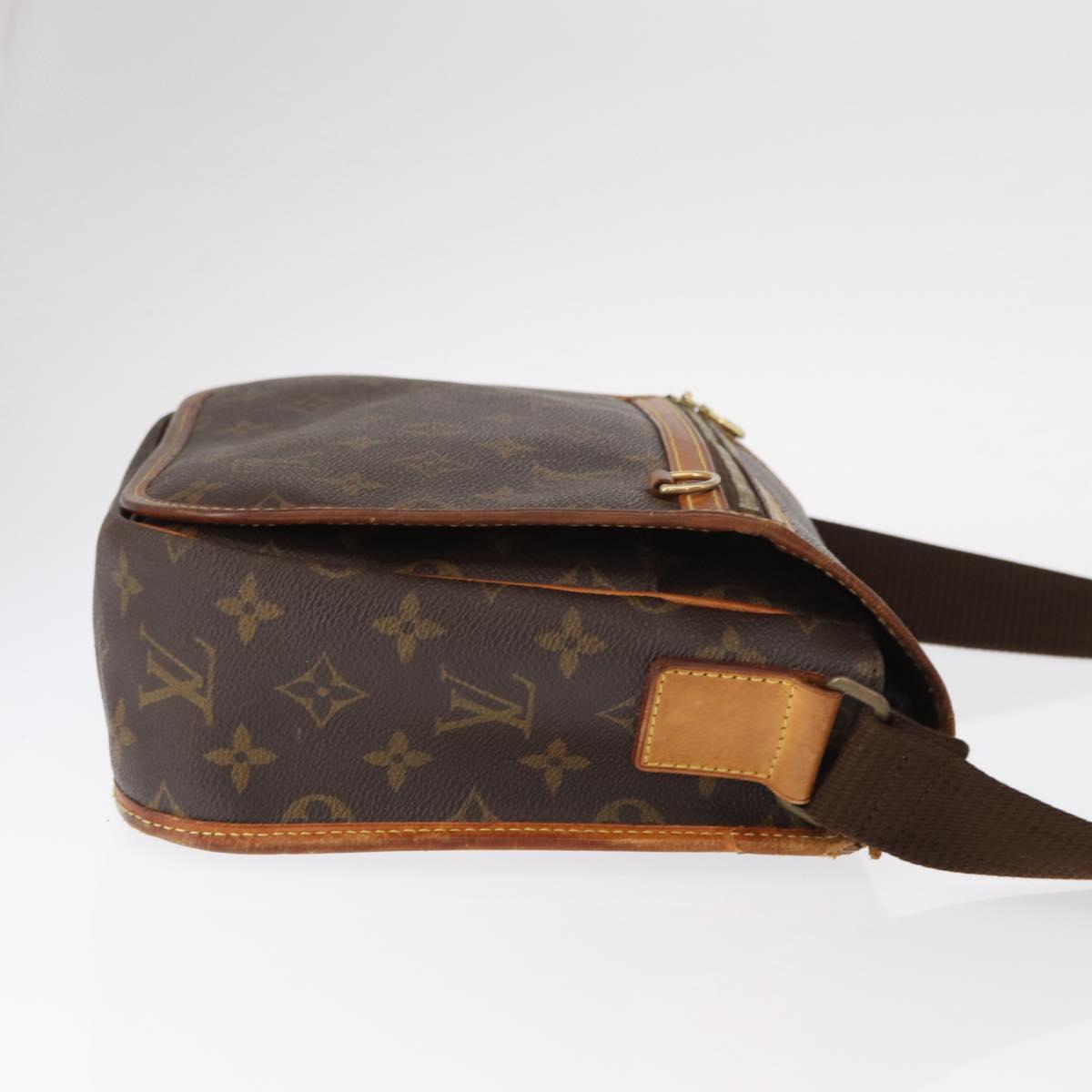 LOUIS VUITTON Monogram Messenger Bosphore PM Shoulder Bag M40106 LV Auth ka707