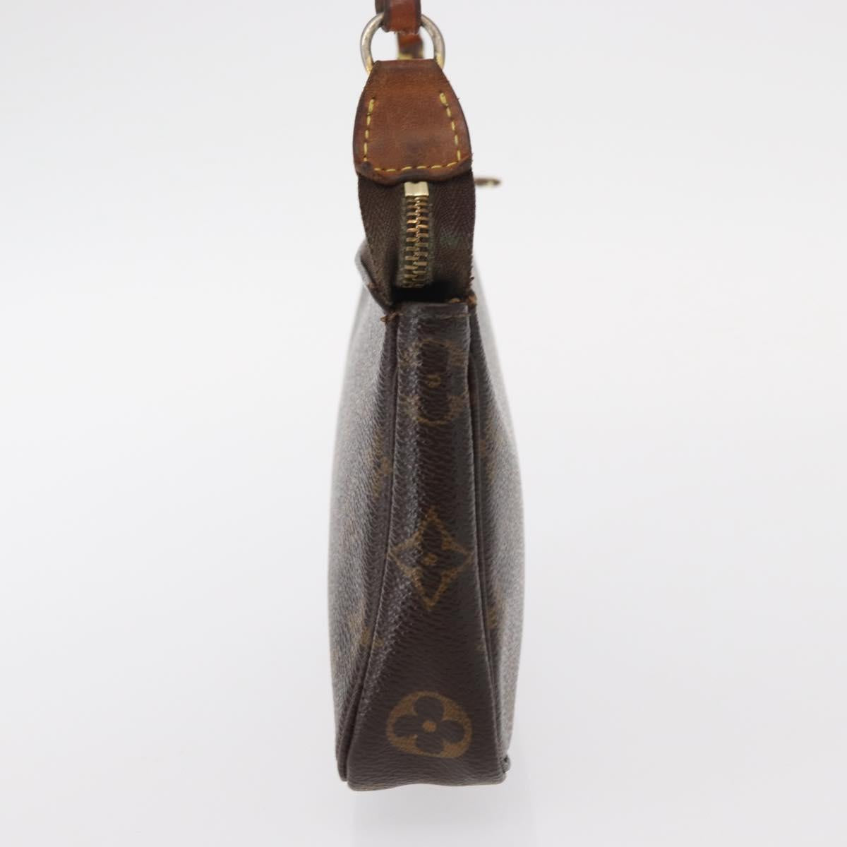 LOUIS VUITTON Monogram Pochette Accessoires Pouch M51980 LV Auth ka782