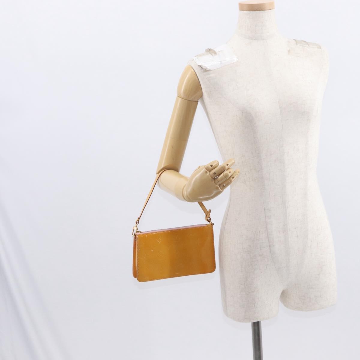 LOUIS VUITTON Monogram Vernis Lexington Pouch Marshmallow Pink M91057 Auth ka833