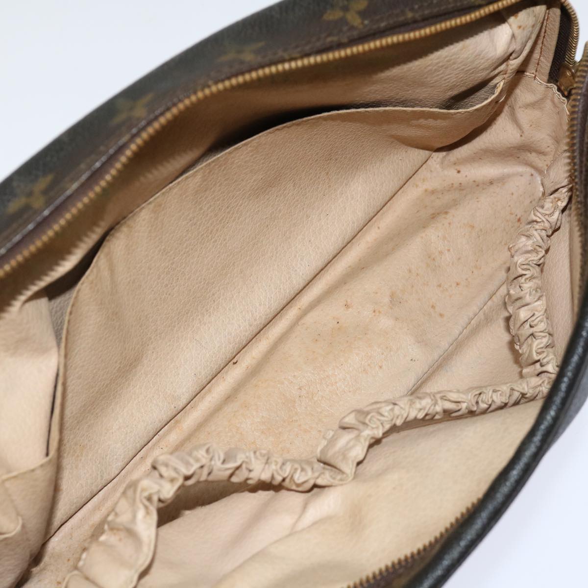 LOUIS VUITTON Monogram Trousse Toilette 28 Clutch Bag M47522 LV Auth ki4285