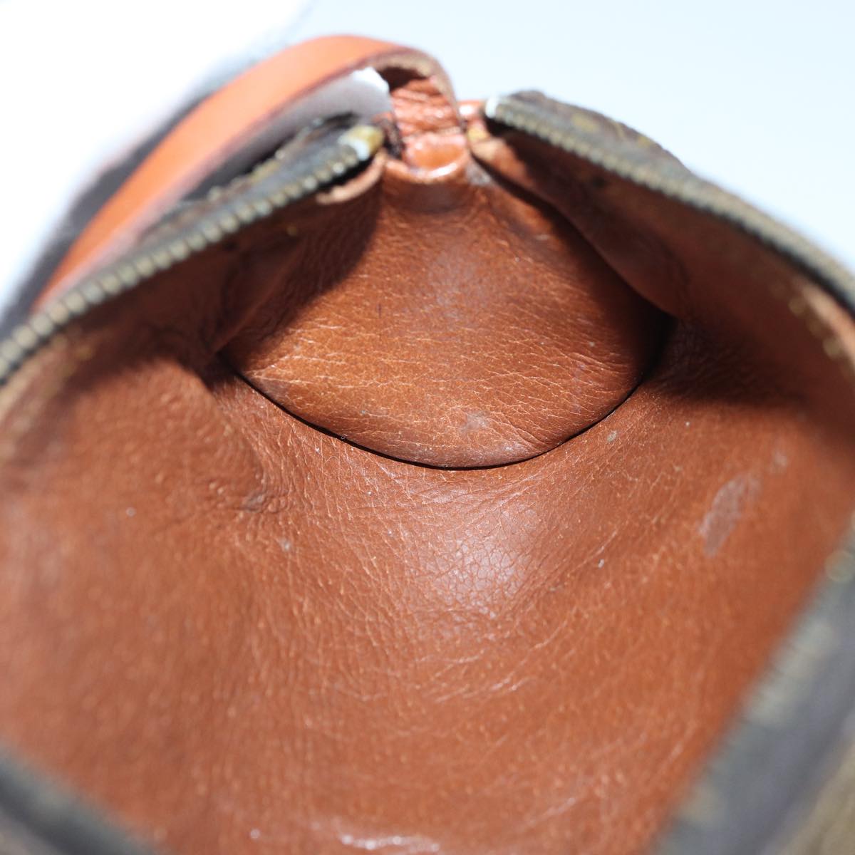 LOUIS VUITTON Monogram Papillon Pouch LV Auth ki4357