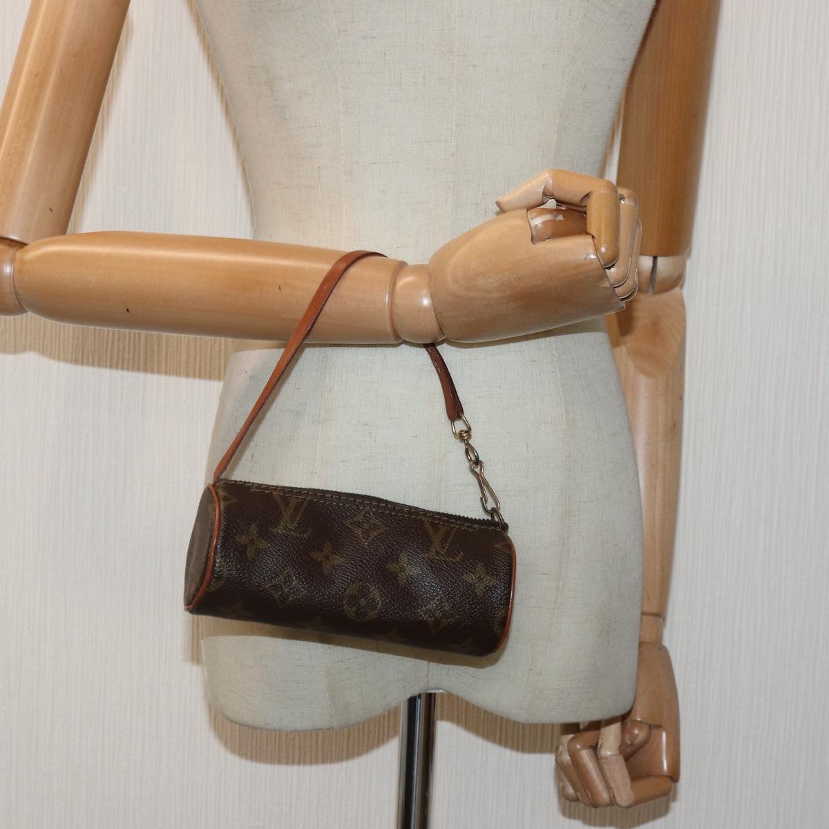 LOUIS VUITTON Monogram Papillon Pouch LV Auth ki4357