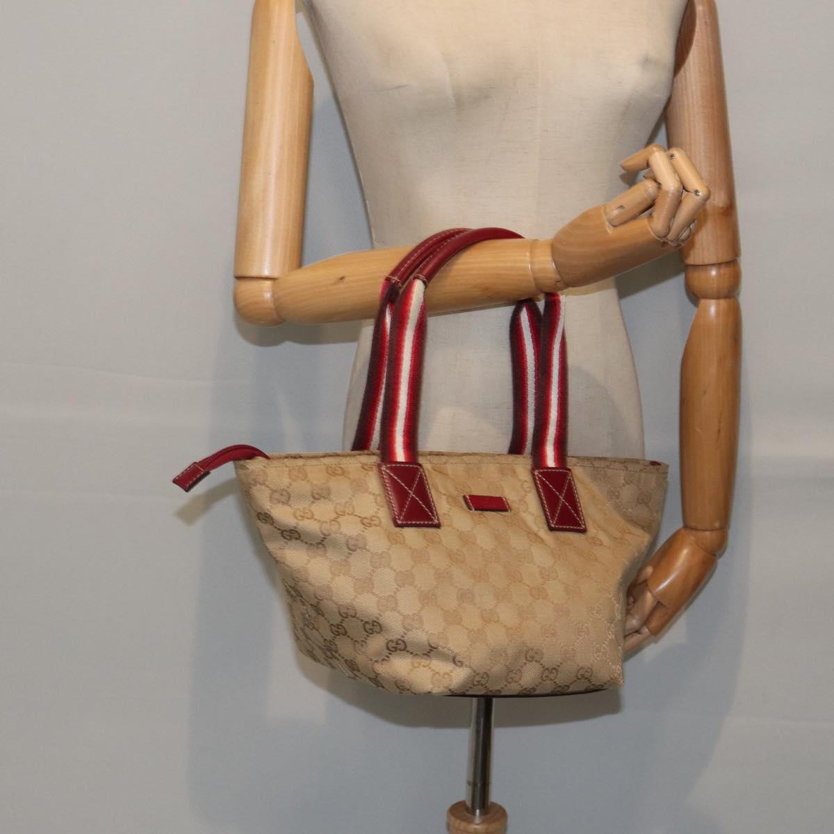 GUCCI GG Canvas Sherry Line Shoulder Bag Beige Red Auth ki4899