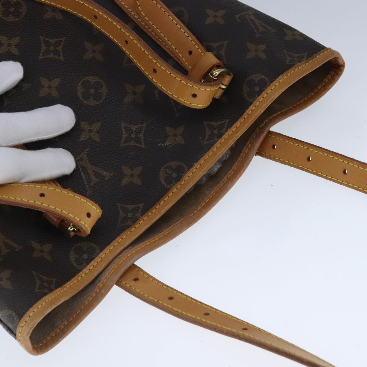 LOUIS VUITTON Monogram Bucket GM Shoulder Bag M42236 LV Auth ki5262