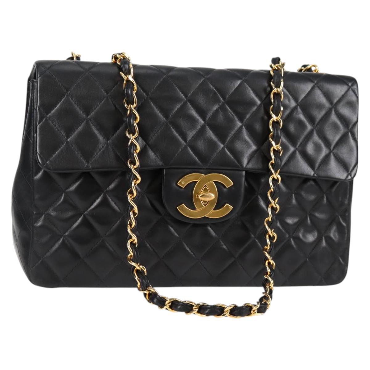 CHANEL Big Matelasse Chain Shoulder Bag Lamb Skin Black Gold CC Auth ki5773V