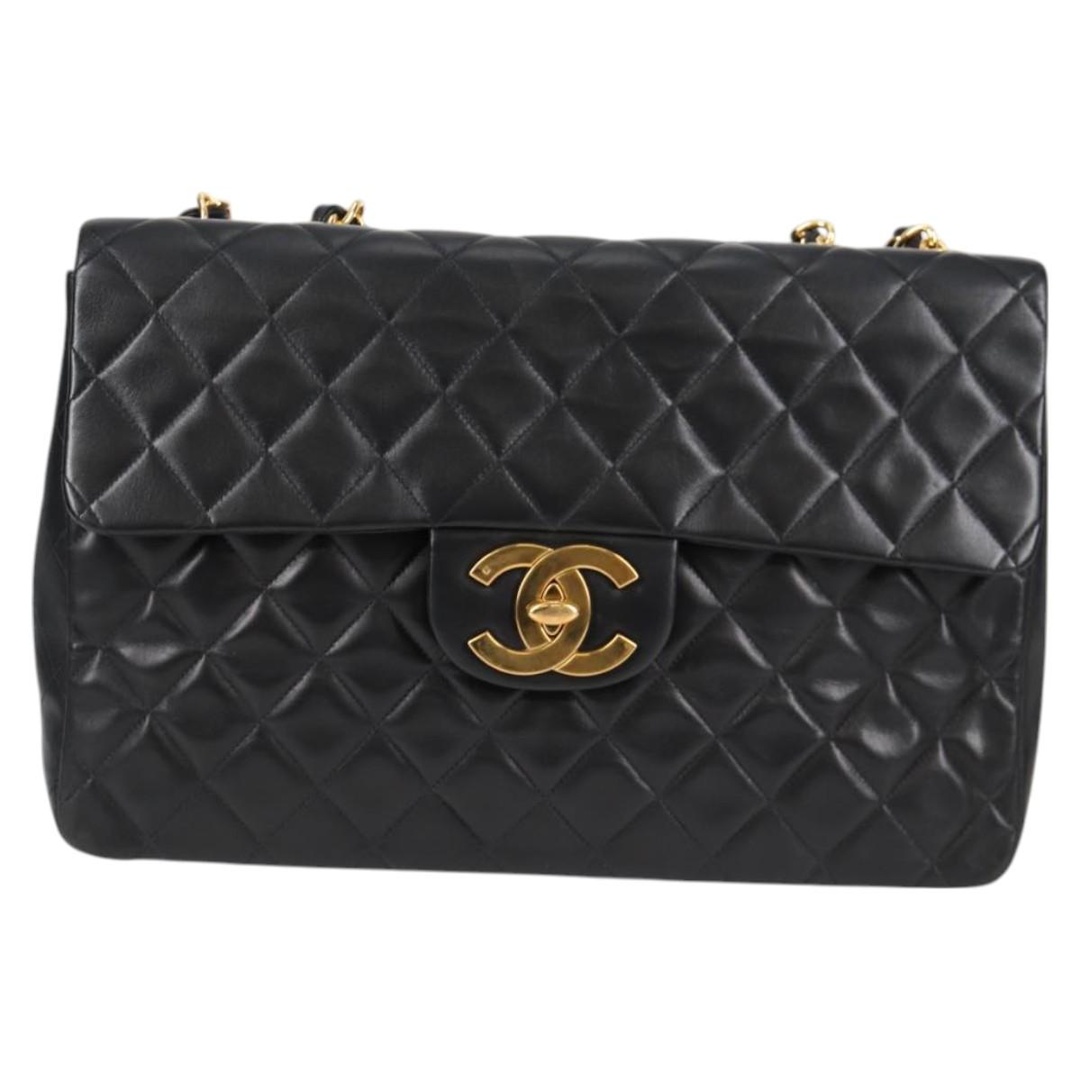 CHANEL Big Matelasse Chain Shoulder Bag Lamb Skin Black Gold CC Auth ki5773V