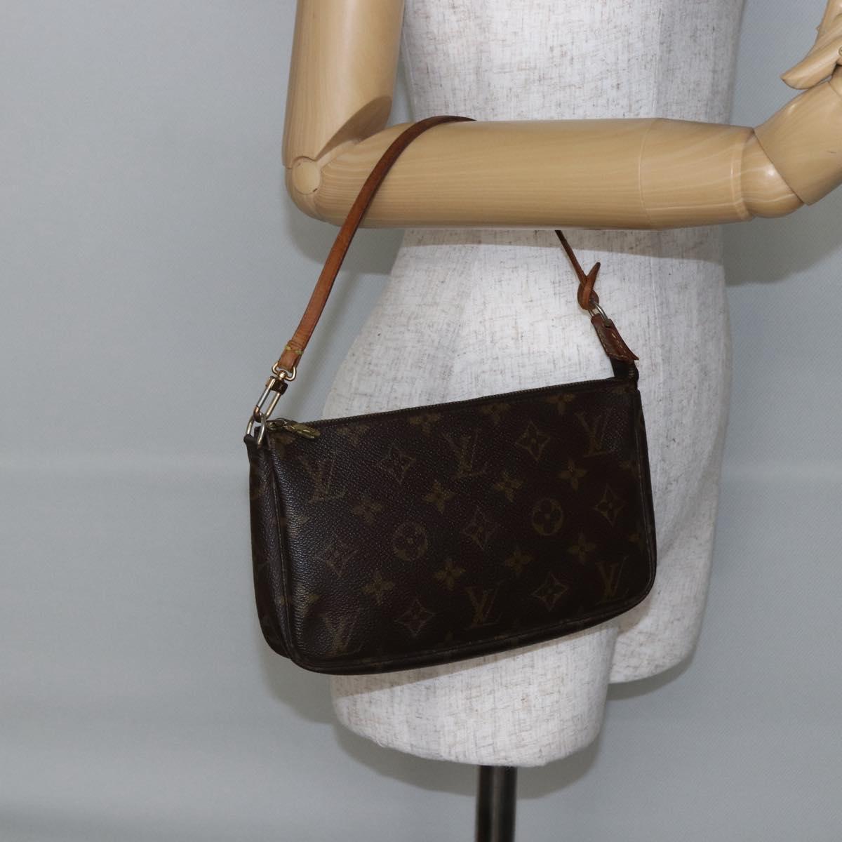 LOUIS VUITTON Monogram Pochette Accessoires Pouch M51980 LV Auth ki6035