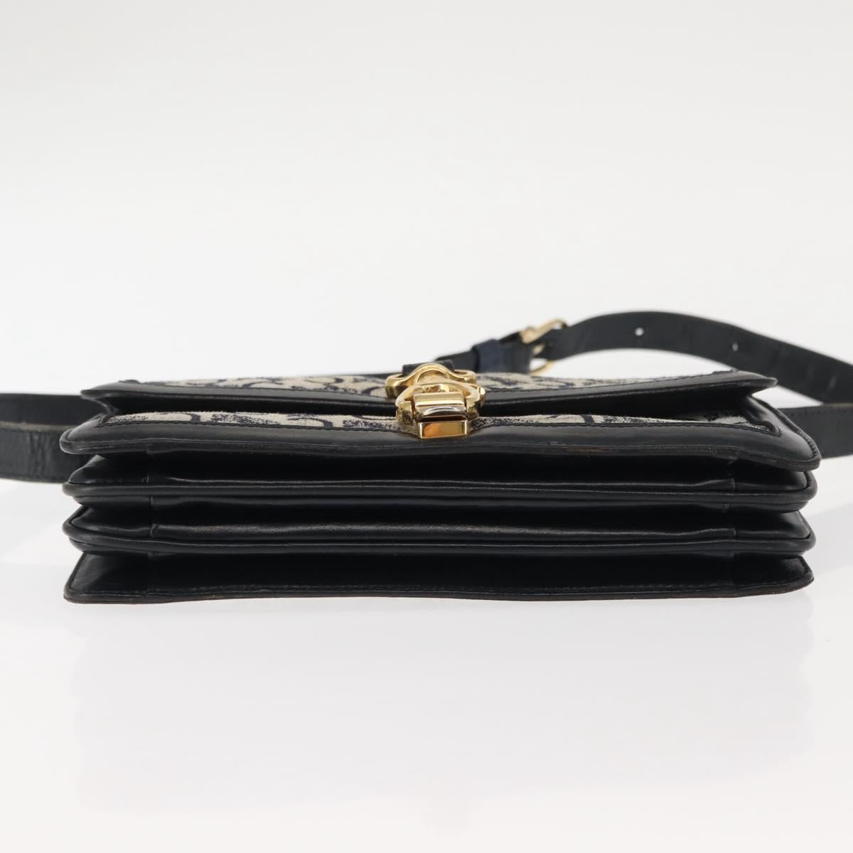 CELINE C Macadam Canvas Shoulder Bag Navy Auth ki6071