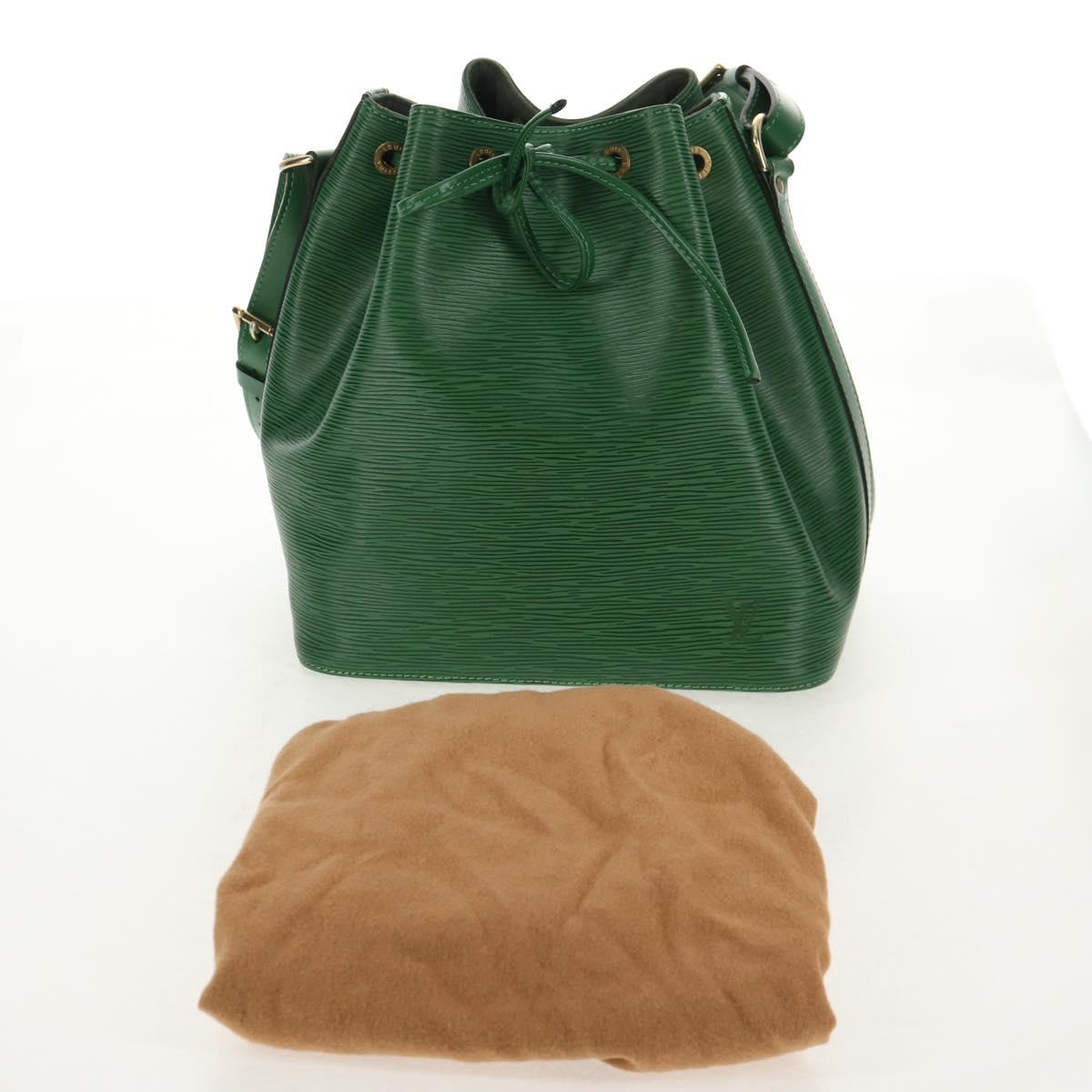 LOUIS VUITTON Epi Petit Noe Shoulder Bag Green M44104 LV Auth ki6095A